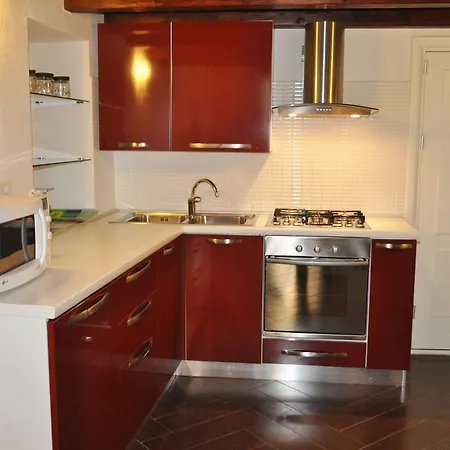 Apartment Spinnaker Holidays *